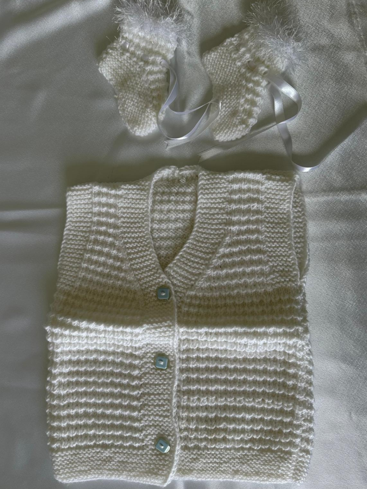 El Örgüsü Bebek Beyaz Yelek+Patik (0-1,5 yaş)