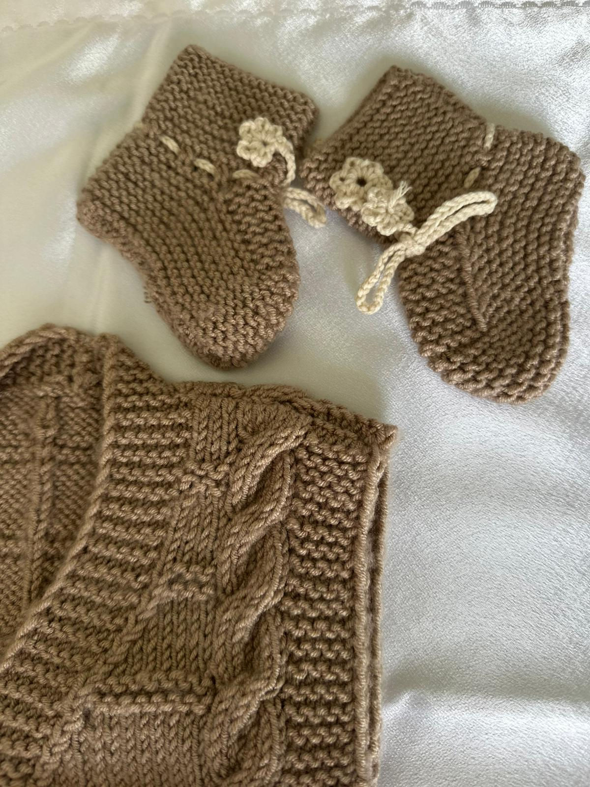 El Örgüsü Bebek Takımı-Kahverengi (1-2 yaş)