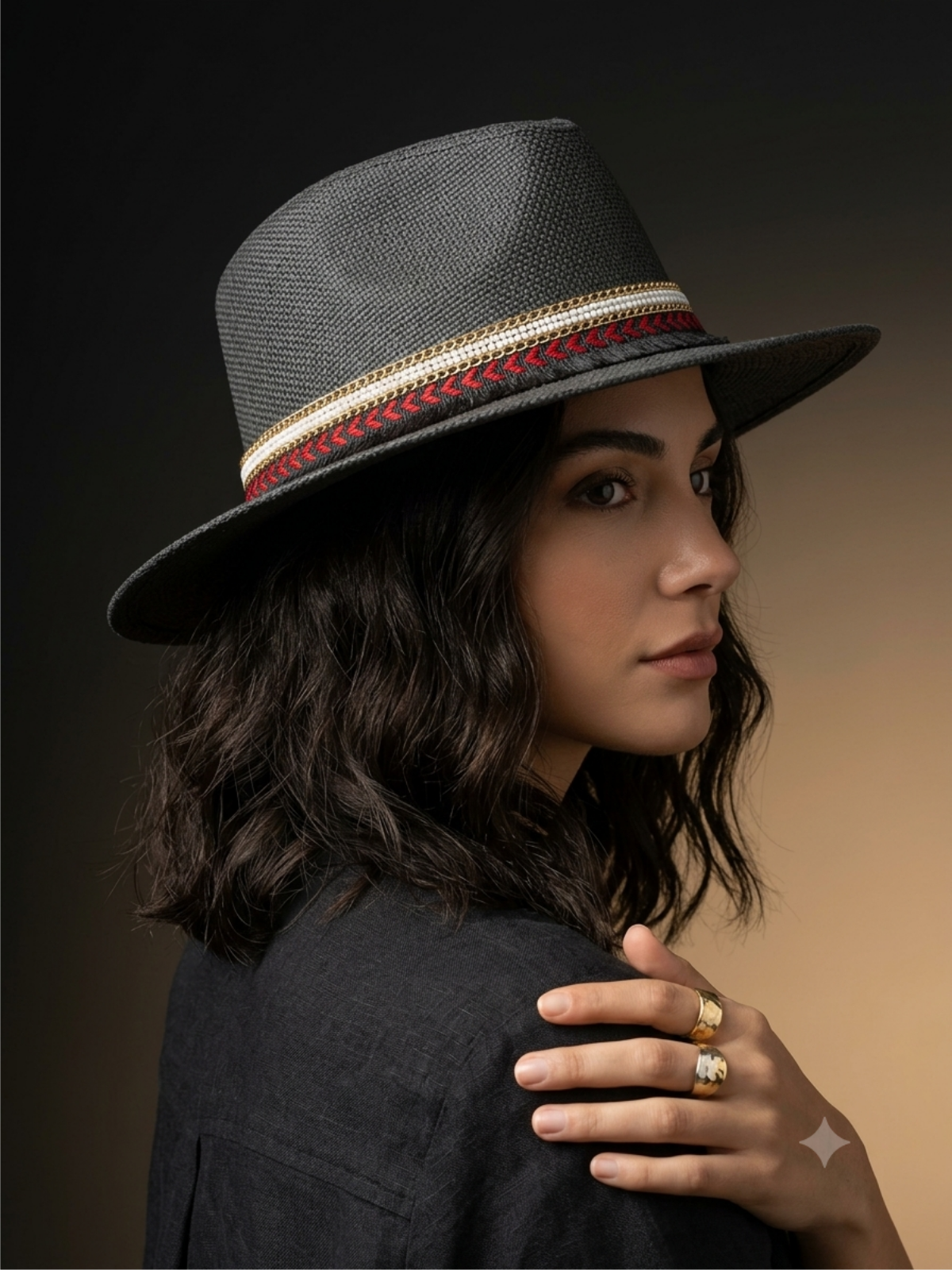 Noir Rodeo Boho Şapka – El Yapımı Etnik Detaylı Premium Fedora